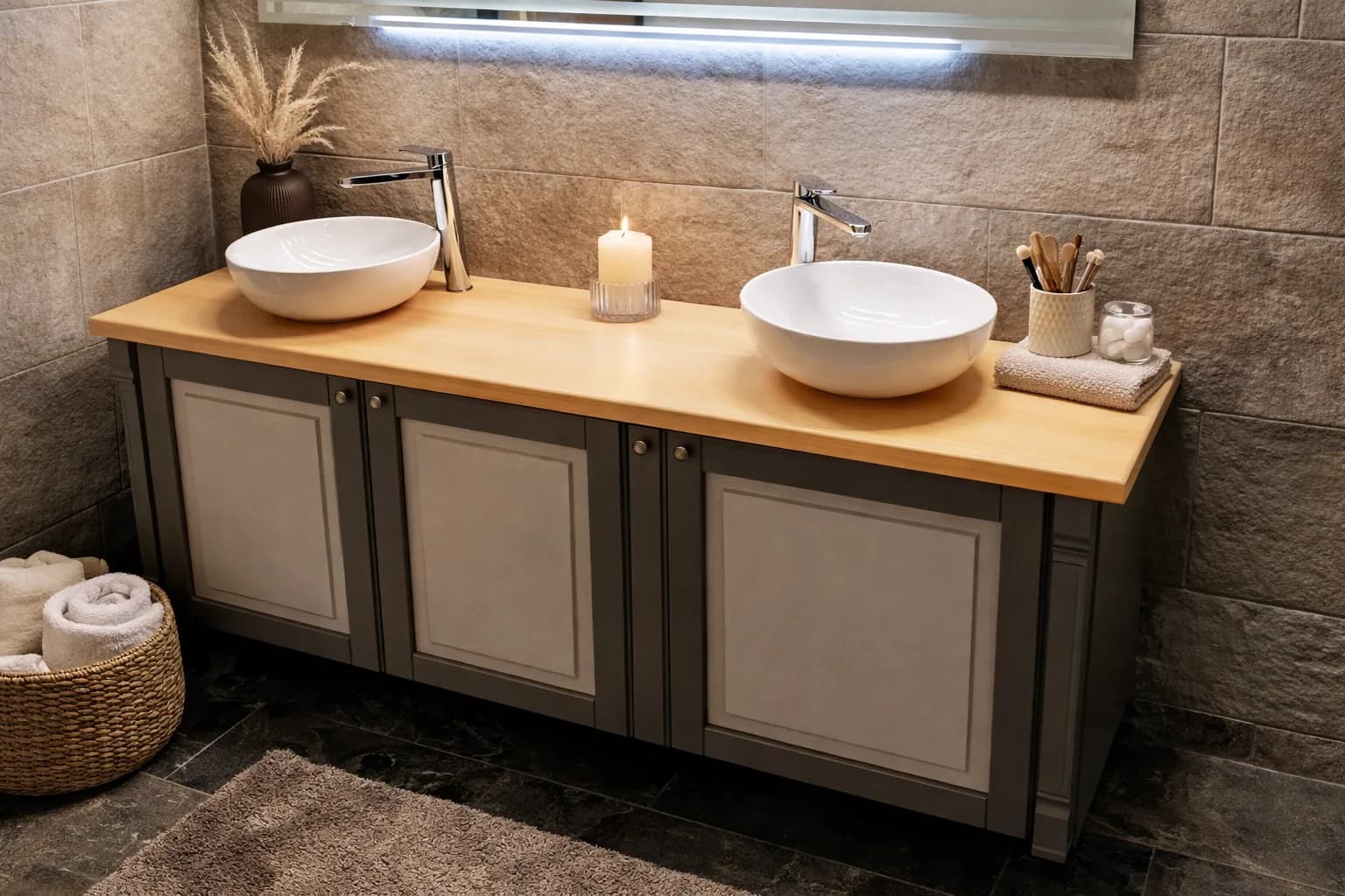 Dulap de Baie Phila - piesa realizata in atelier Artizan Lemn